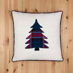 Collection Edinburgh - Plaid Applique Pillow with Different Pattern