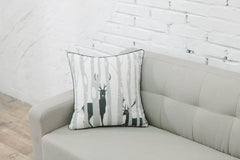 Oui - Quebec Throw Pillow